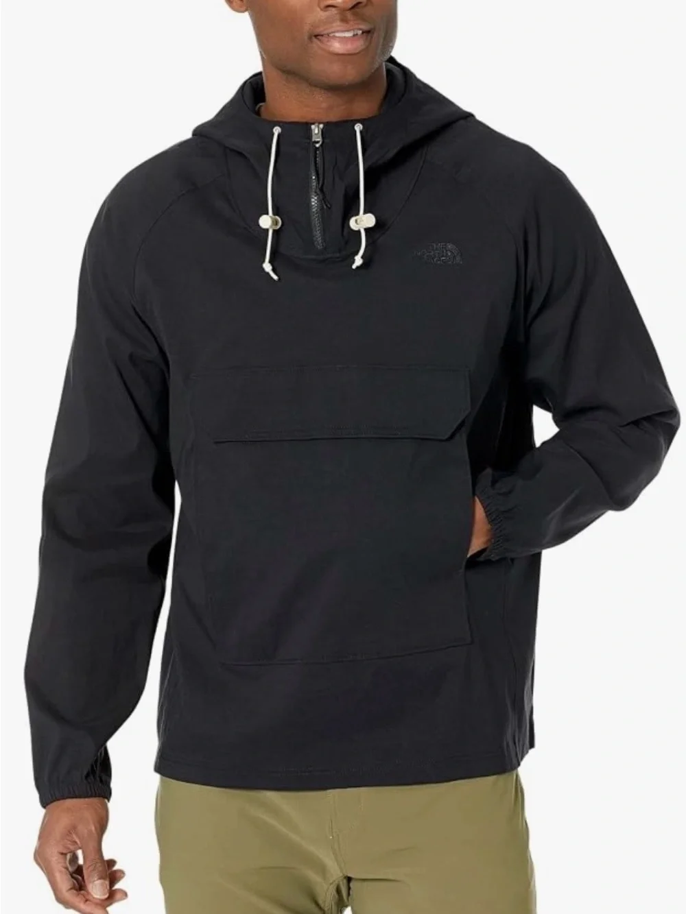 The North Face Men’s class V Black Pullover Windbreaker Anorak in the TNF